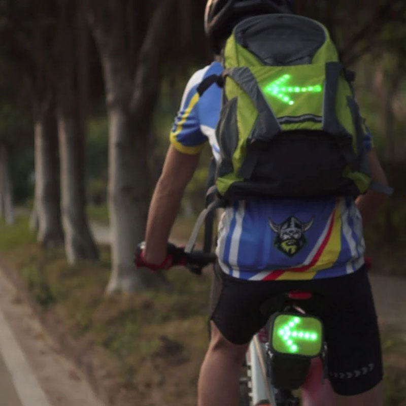 תיק גב עם שלט LED 