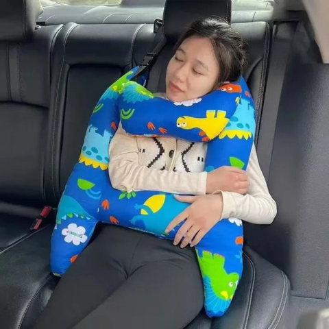 Pillow de mașină – Călătorii plăcute și fără oboseală 